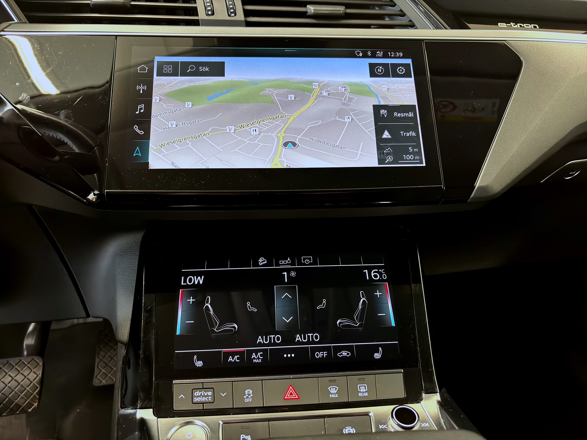 Audi e-tron 50 quattro 313hk Helg på Moberg! Navi Keyless PDC