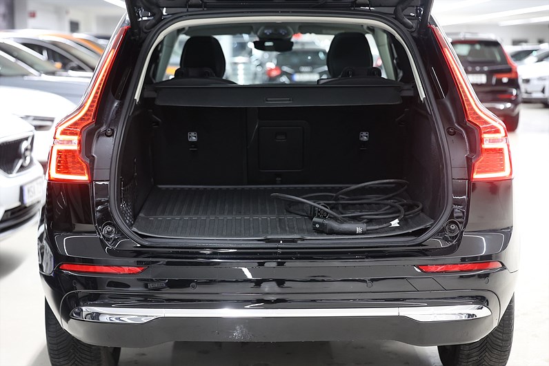 Volvo XC60 Recharge T6 AWD 350hk *Hjulkampanj!* Core Läder