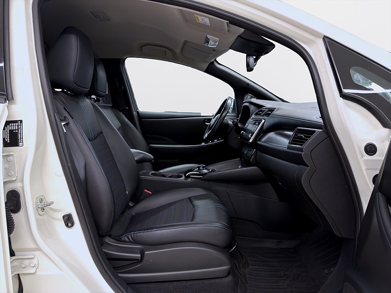 Nissan Leaf 150hk Tekna ProPilot BOSE 360 Navi CarPlay