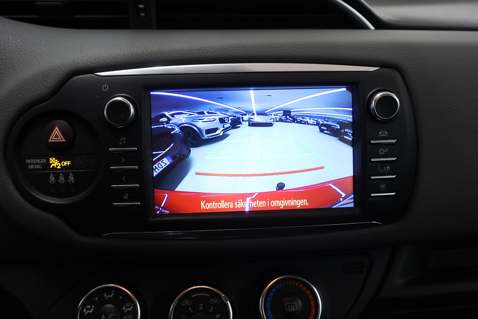 Toyota Yaris 1.5 111hk *Hjulkampanj!* Active B-kamera Bluetooth Farth