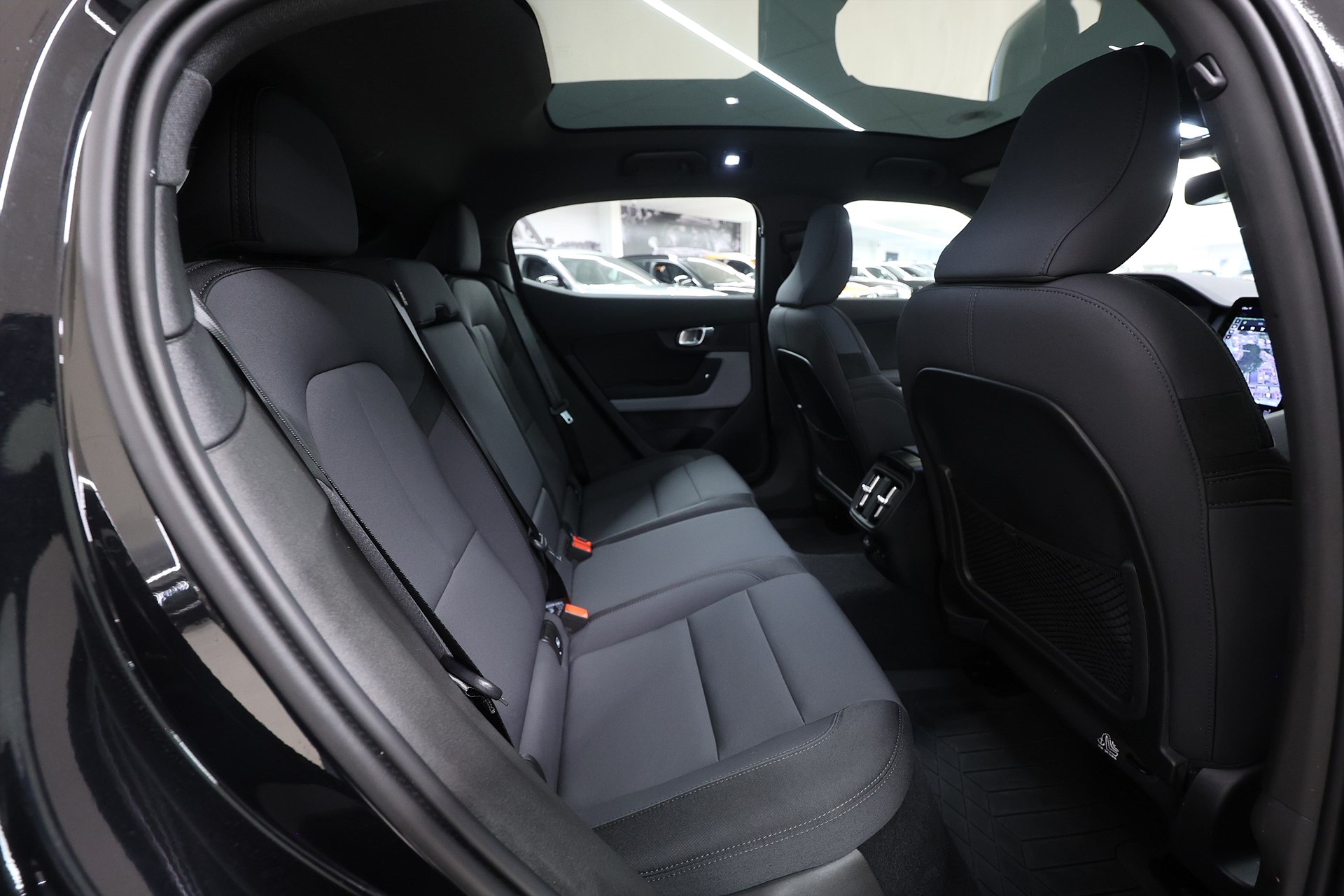 Polestar 2 Standard Range Single Motor 231hk *Hjulkampanj!* Plus H/K Pano MOMS