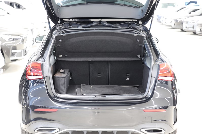 Mercedes-Benz A 250 e 218hk AMG Sport B-kamera MOMS