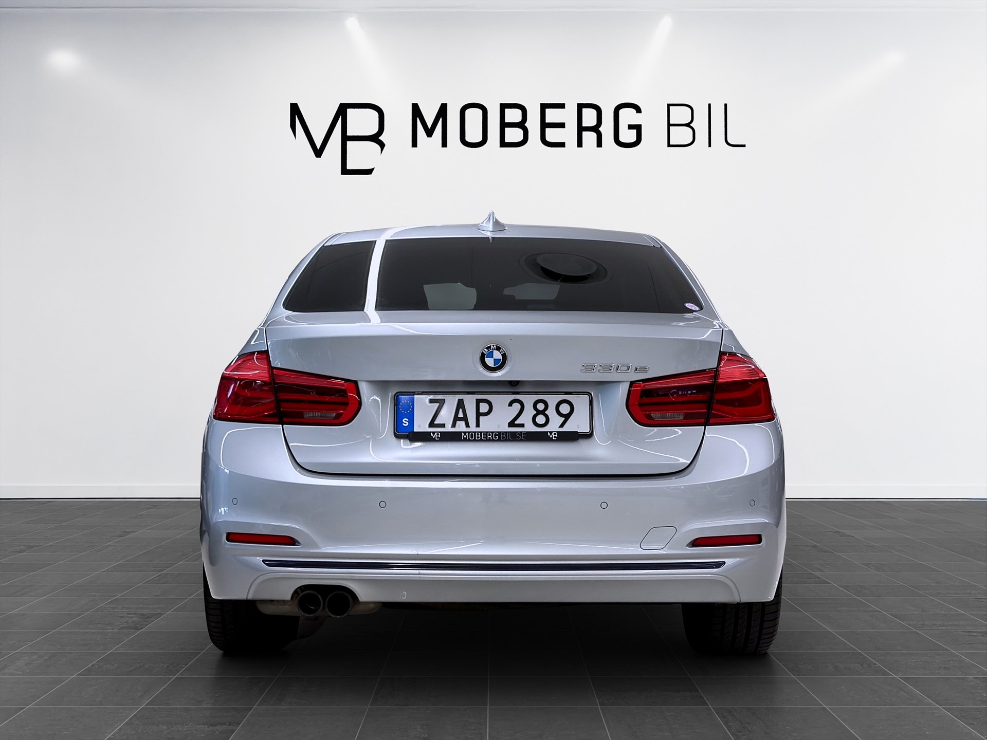 BMW 330e Sedan 252hk Sport Line Navi B-Kamera