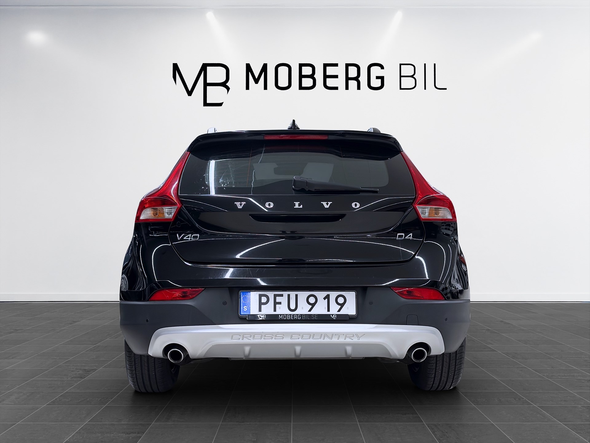 Volvo V40 Cross Country D4 190hk Business Adv Värmare PDC