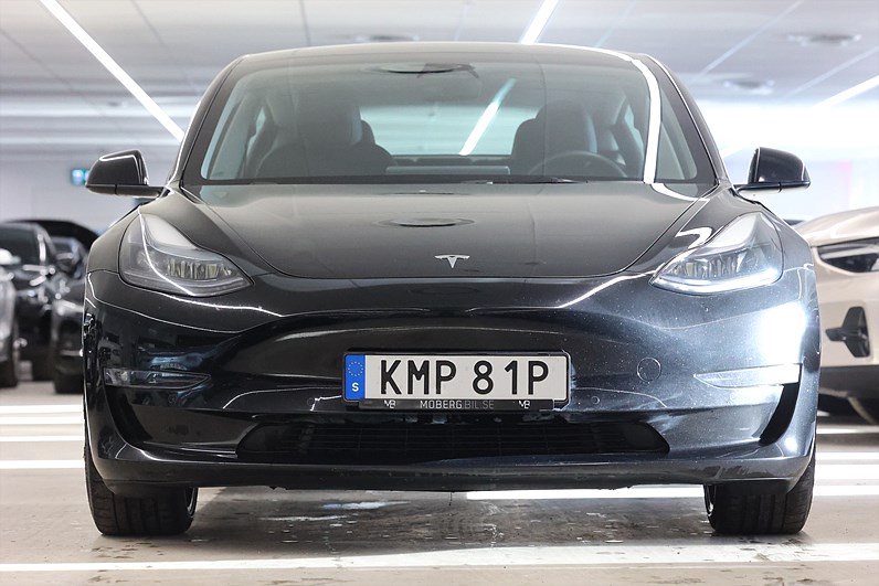Tesla Model 3 Performance 513hk Pano AWD Navi PDC
