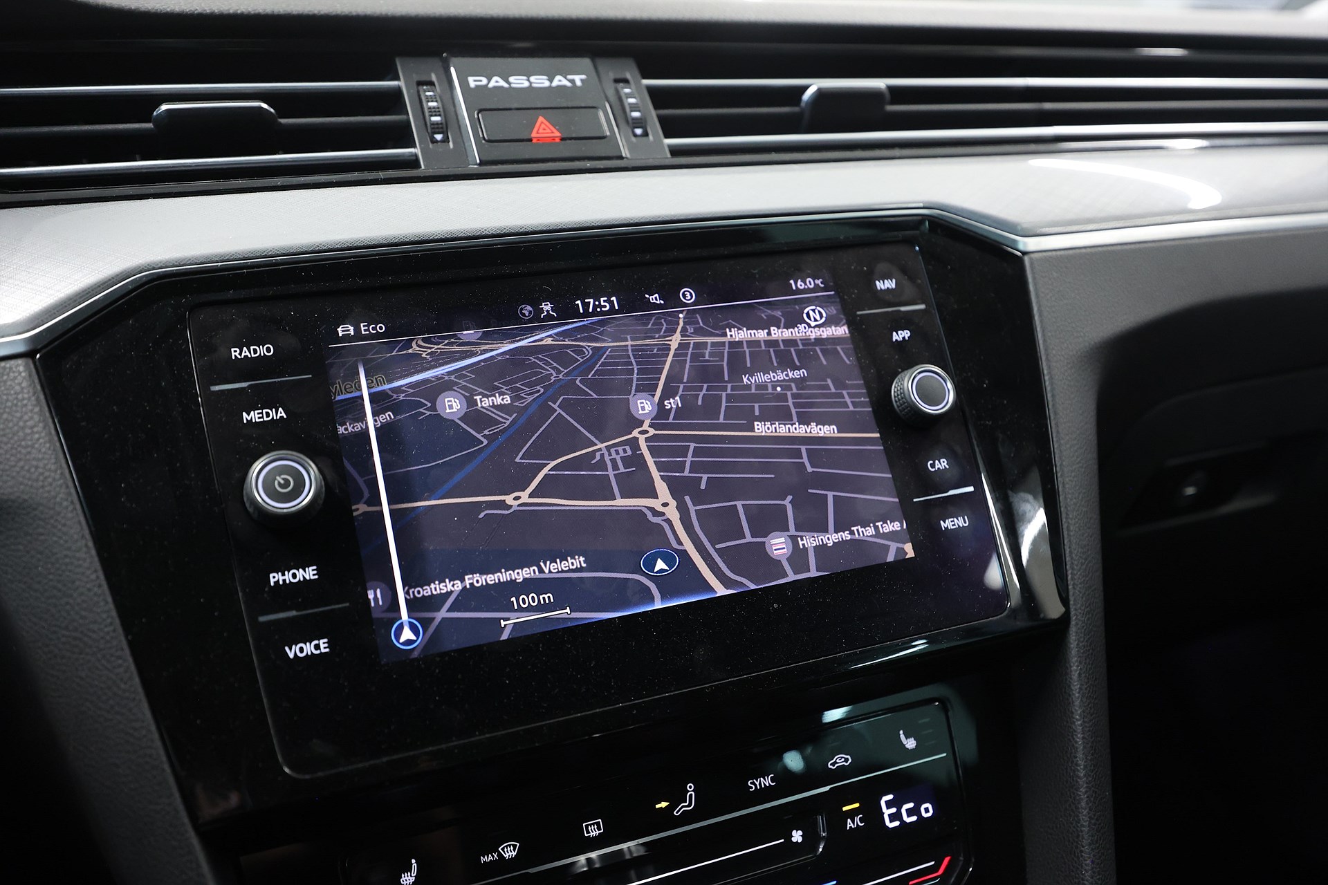 Volkswagen Passat SC GTE 218hk Executive Alcantara Drag B-Kamera