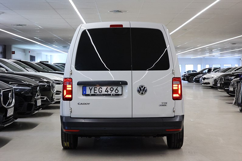 Volkswagen Caddy 2.0 TDI 102hk V-inrett PDC Värmare MOMS