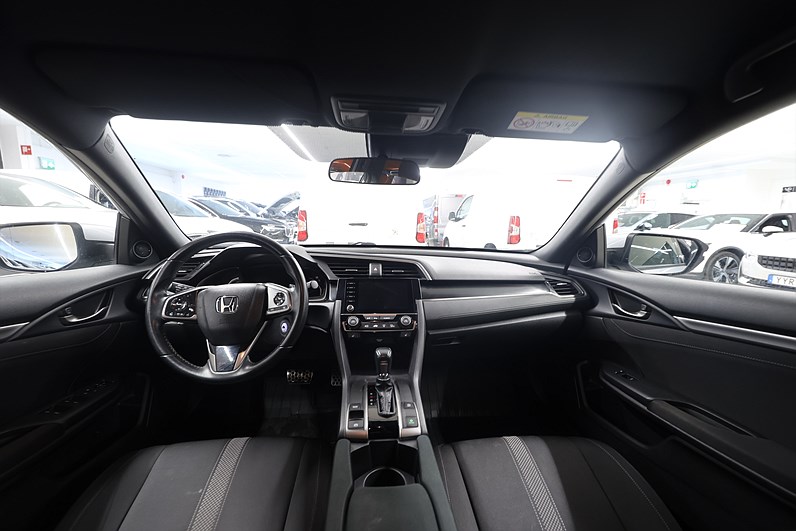 Honda Civic 1.0 126hk Elegance B-kamera Navi