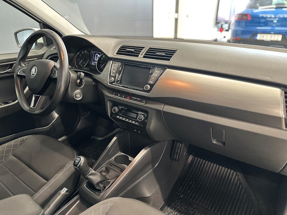 Škoda Fabia – bild 10