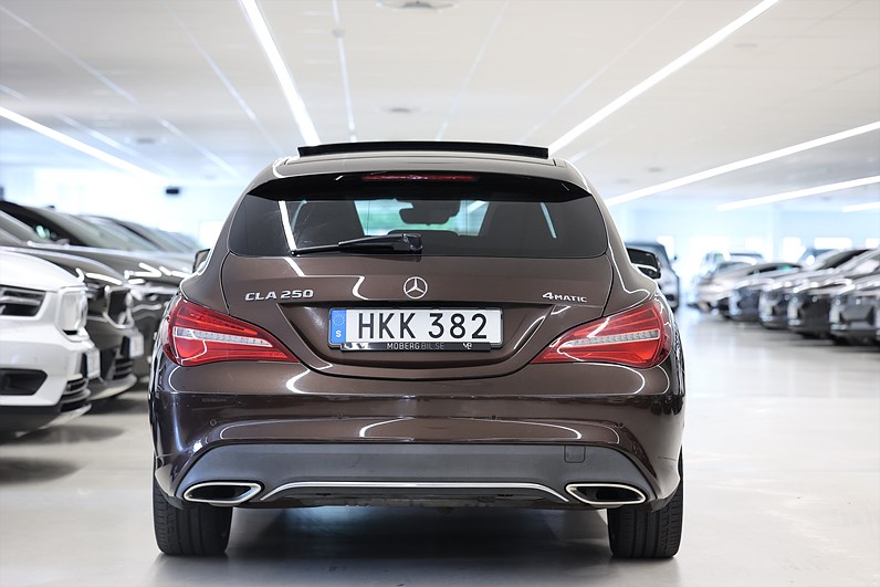 Mercedes-Benz CLA 250 4MATIC 211hk B-kamera H/K Pano Keyless