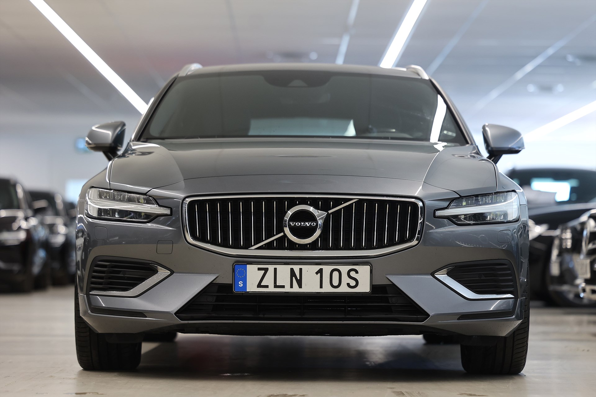 Volvo V60 T8 Twin Engine AWD 392hk Inscription H/K Värmare