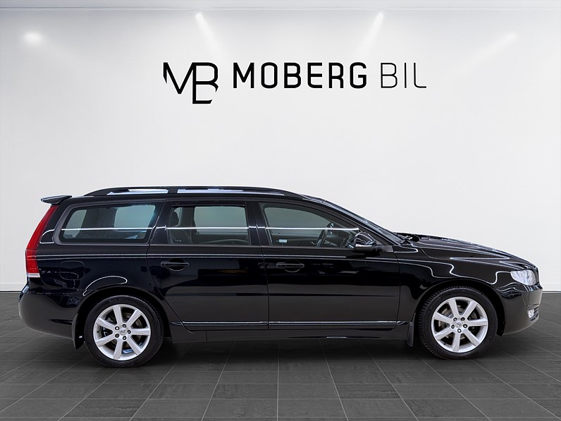 Volvo V70 T4 190hk Kinetic Värmare Drag Årsskatt 1086kr