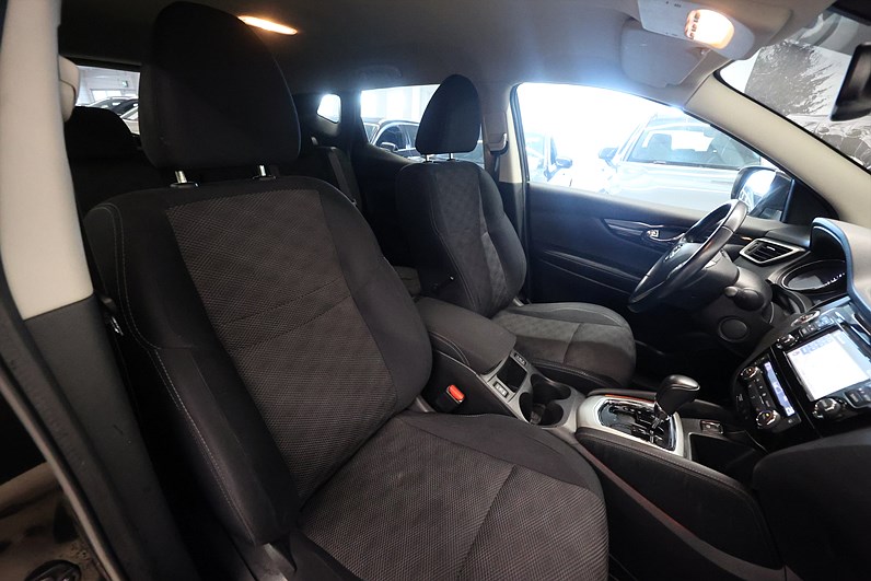 Nissan Qashqai 1.2 DIG-T XTRONIC-CVT 115hk Keyless Navi 360°