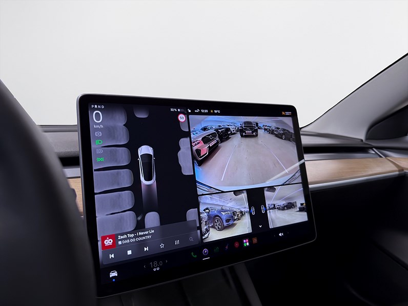 Tesla Model 3 Performance 513hk Pano B-Kamera Läder