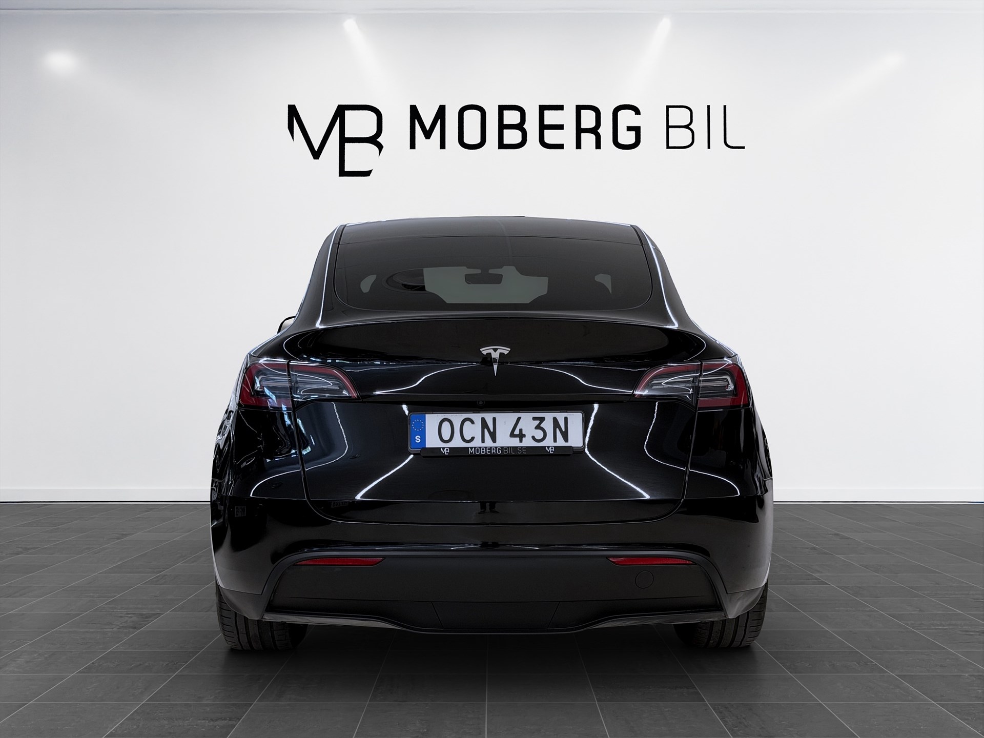 Tesla Model Y Standard Range 299hk Helg på Moberg! Pano Drag B-Kamera