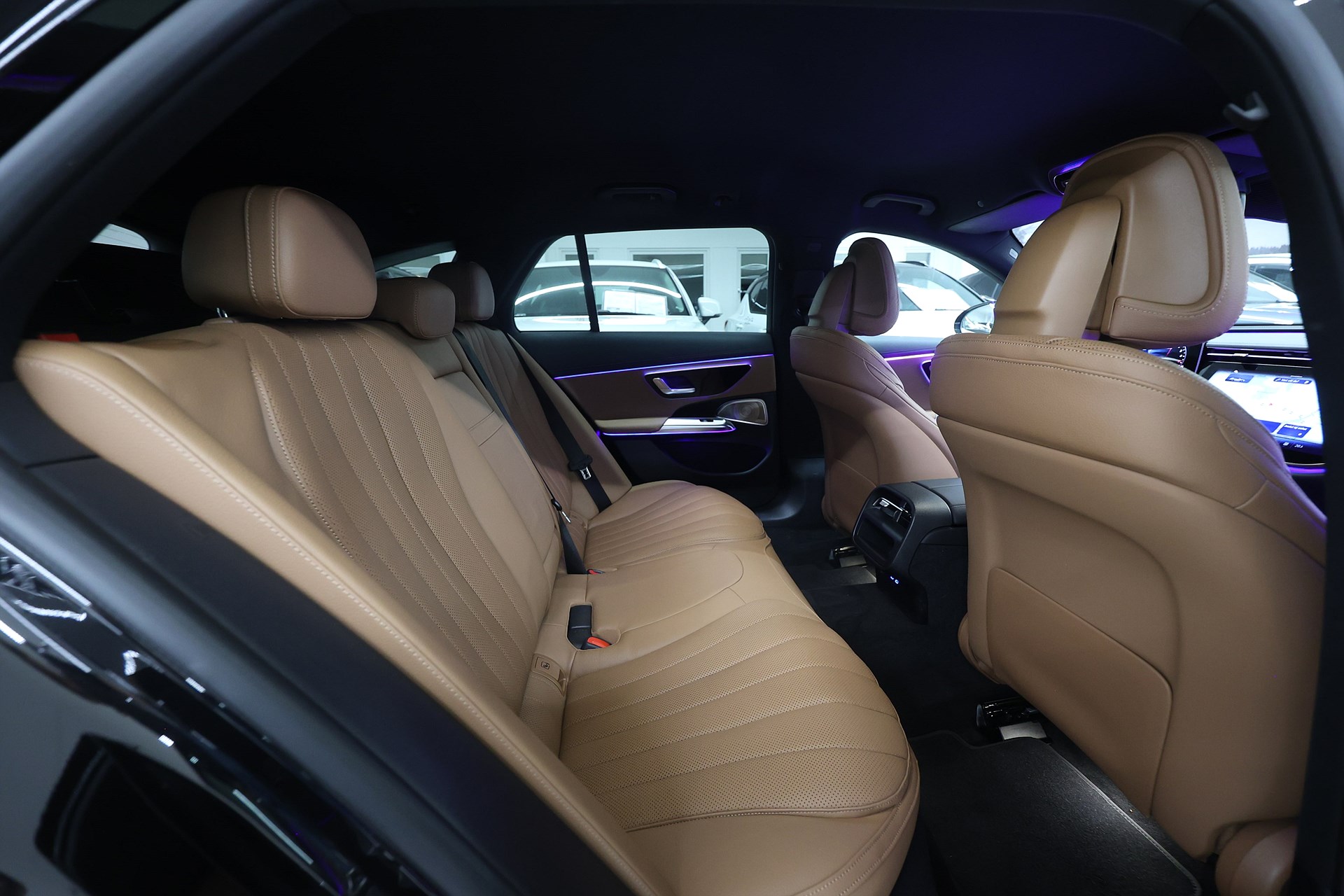 Mercedes-Benz E 300 d e 4MATIC All-terain 313hk *Hjulkampanj!* Hyperscreen SE SPEC