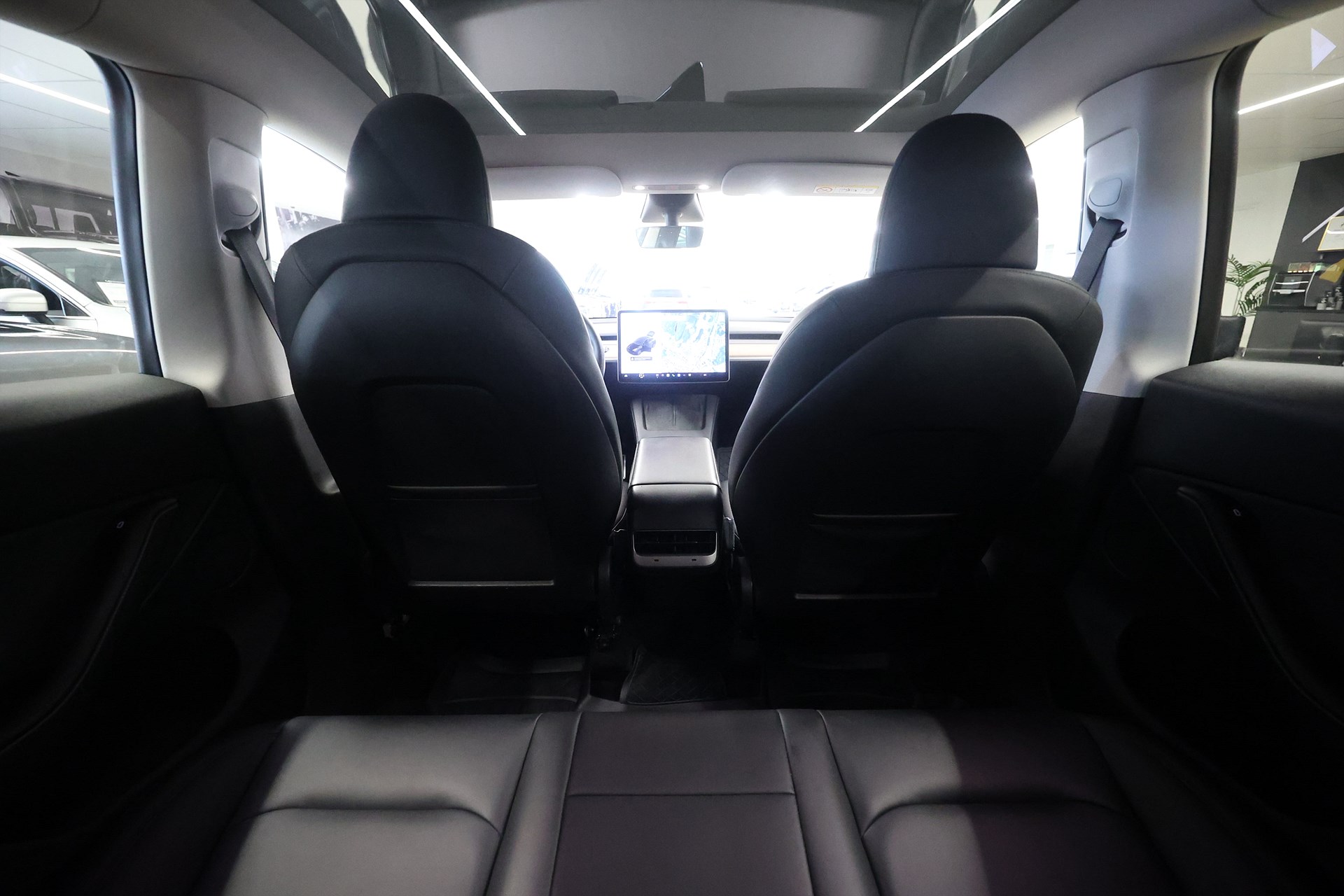 Tesla Model Y Performance 534hk Pano Navi Läder