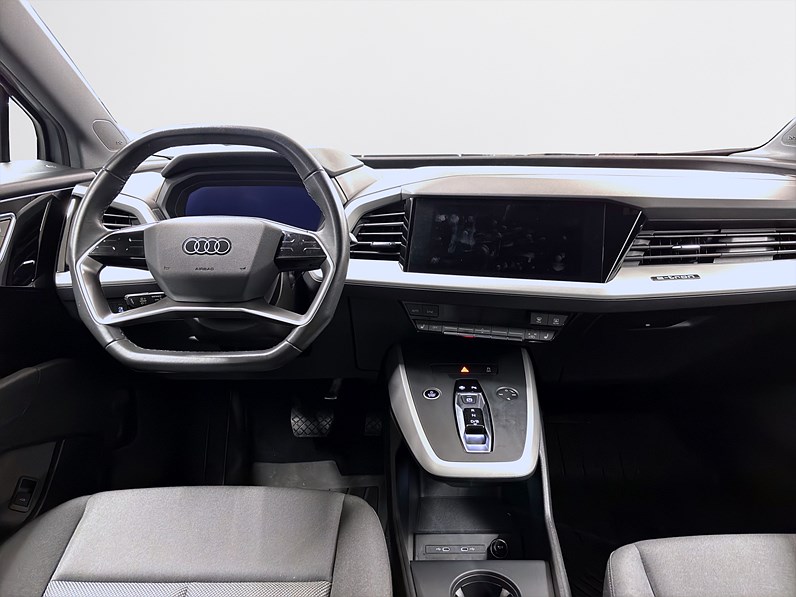 Audi Q4 40 e-tron 204hk Helg på Moberg! Sport Edt Proline Sonos PDC Keyless