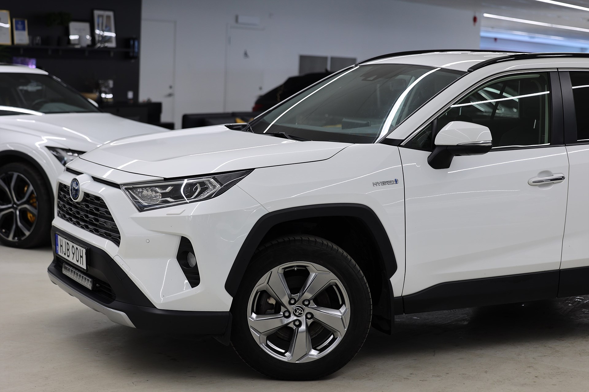 Toyota RAV4 2.5 Hybrid Executive AWD B-Kamera Drag BLIS MOMS