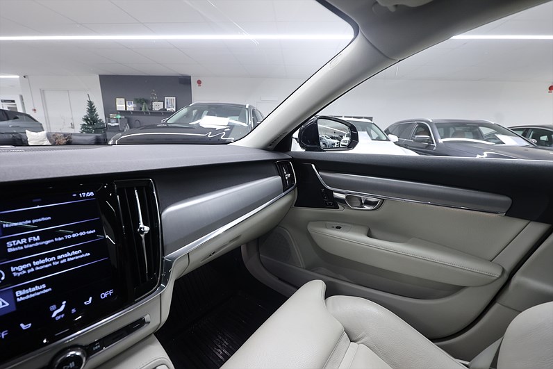 Volvo V90 D4 AWD 200hk Polestar Momentum HUD H/K