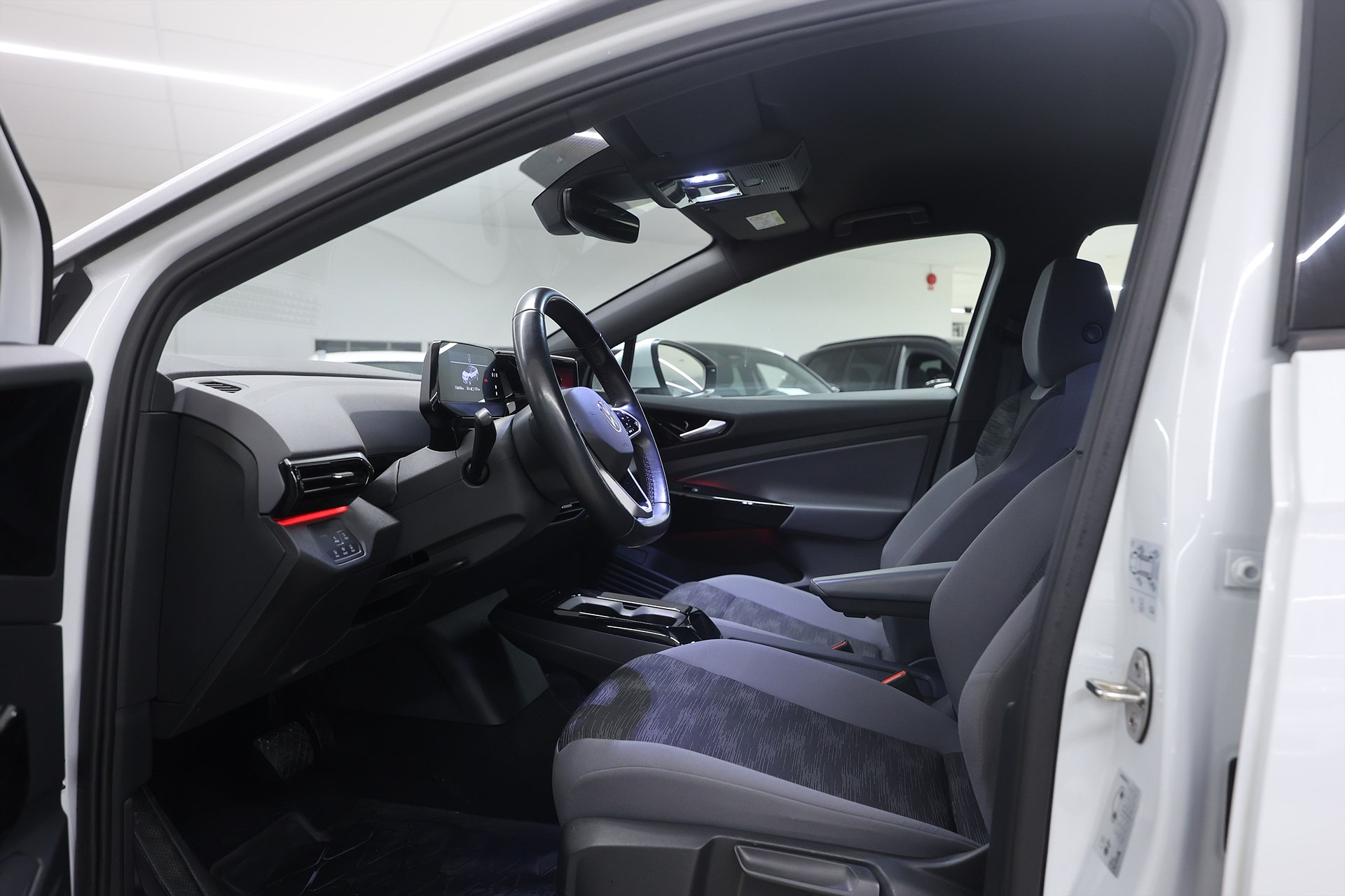 Volkswagen ID.4 Pro Performance 204hk Värmare Navi Drag