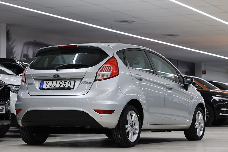 Ford Fiesta 1.0 EcoBoost 100hk *Hjulkampanj!* Titanium PDC Farth