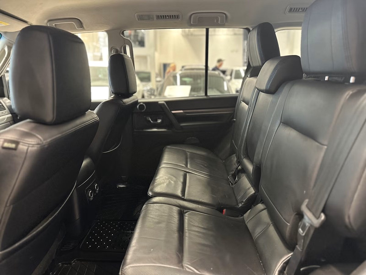 Mitsubishi Pajero – bild 19