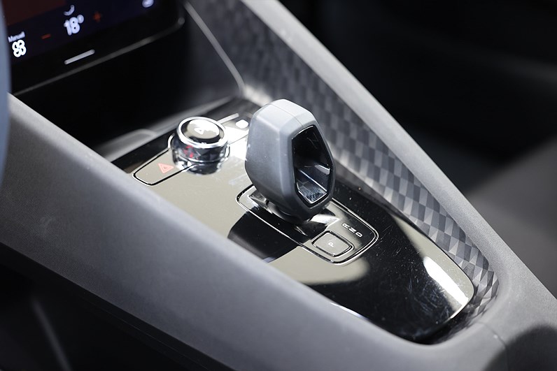 Polestar 2 Standard Range Single Motor 610km B-kamera MOMS