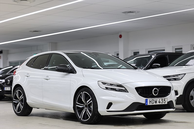 Volvo V40 D2 120hk R-Design PDC LED Farth Bluetooth