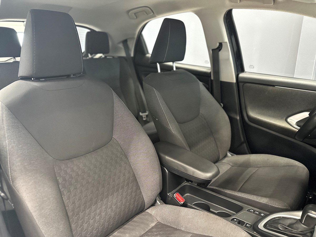 Toyota Yaris – bild 9
