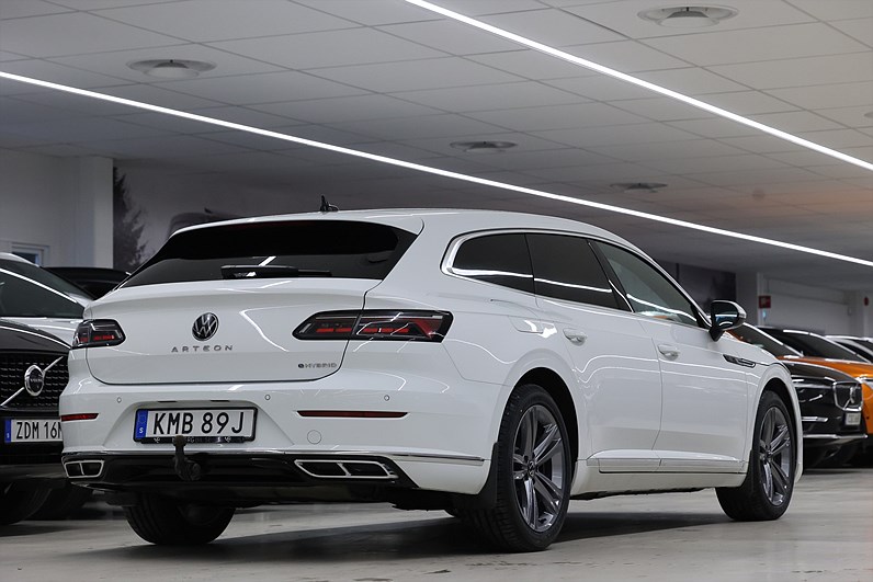 Volkswagen Arteon SB eHybrid 218hk *Hjulkampanj!* R-Line Drag