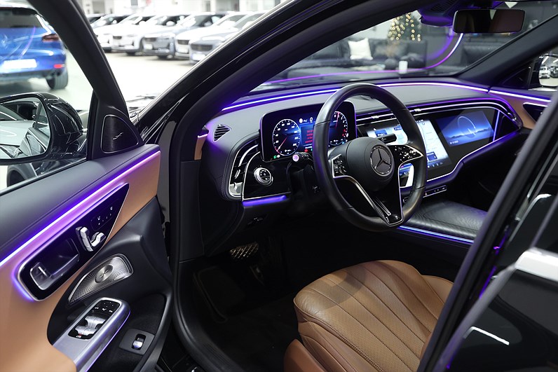 Mercedes-Benz E 300 d e 4MATIC All-terain 313hk *Hjulkampanj!* Hyperscreen SE SPEC