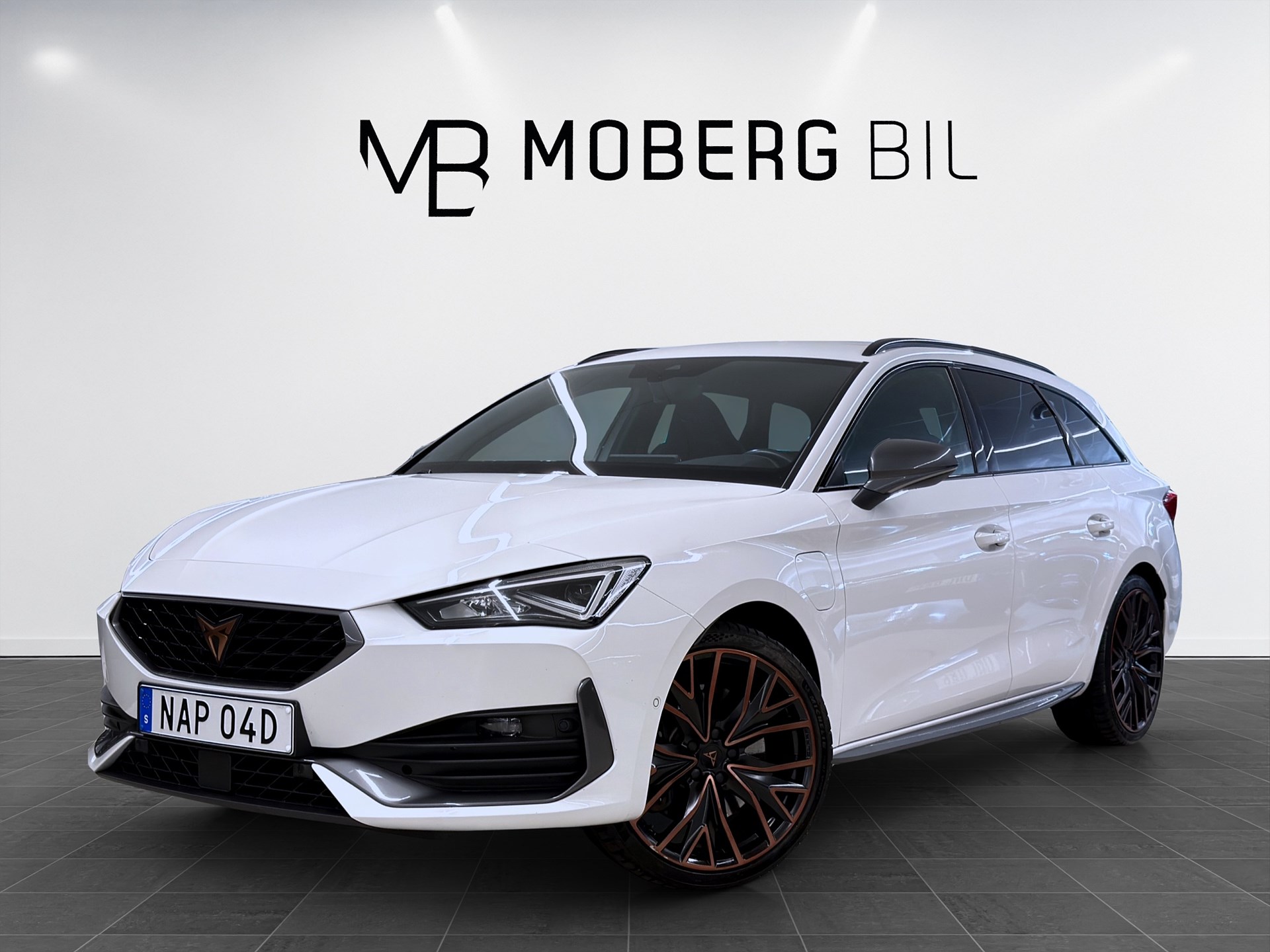 VZ Sportstourer e-Hybrid 245hk FR Drag B-Kamera Navi