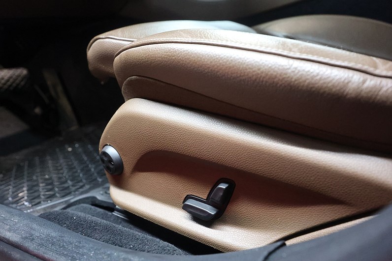 Mercedes-Benz E 220 T d 194hk Avantgarde HUD 360 Drag Läder