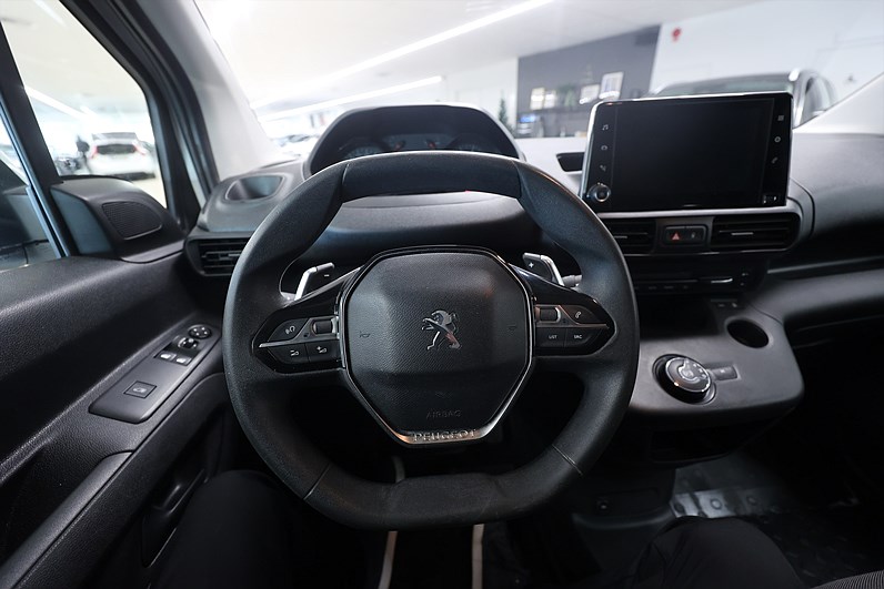 Peugeot Partner 1.5 BlueHDi 130hk Pro Plus Värmare B-kamera