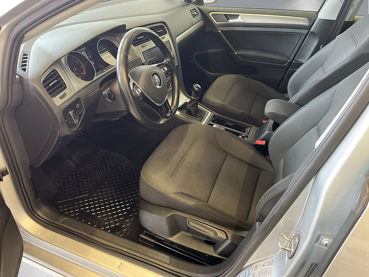 Volkswagen Golf 5-dörrar 1.2 TSI BMT Manuell, 110hk, 2016