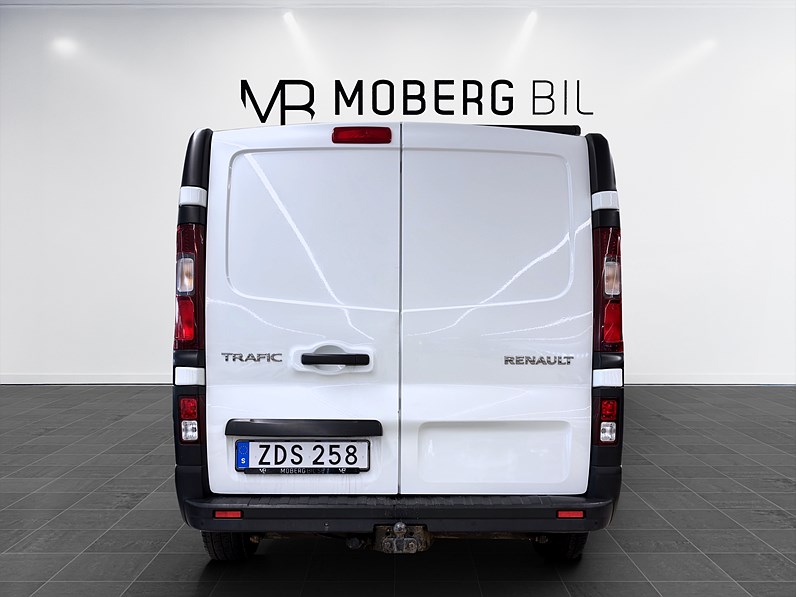 Renault Trafic 120hk Helg på Moberg! L2 Drag Värmare PDC