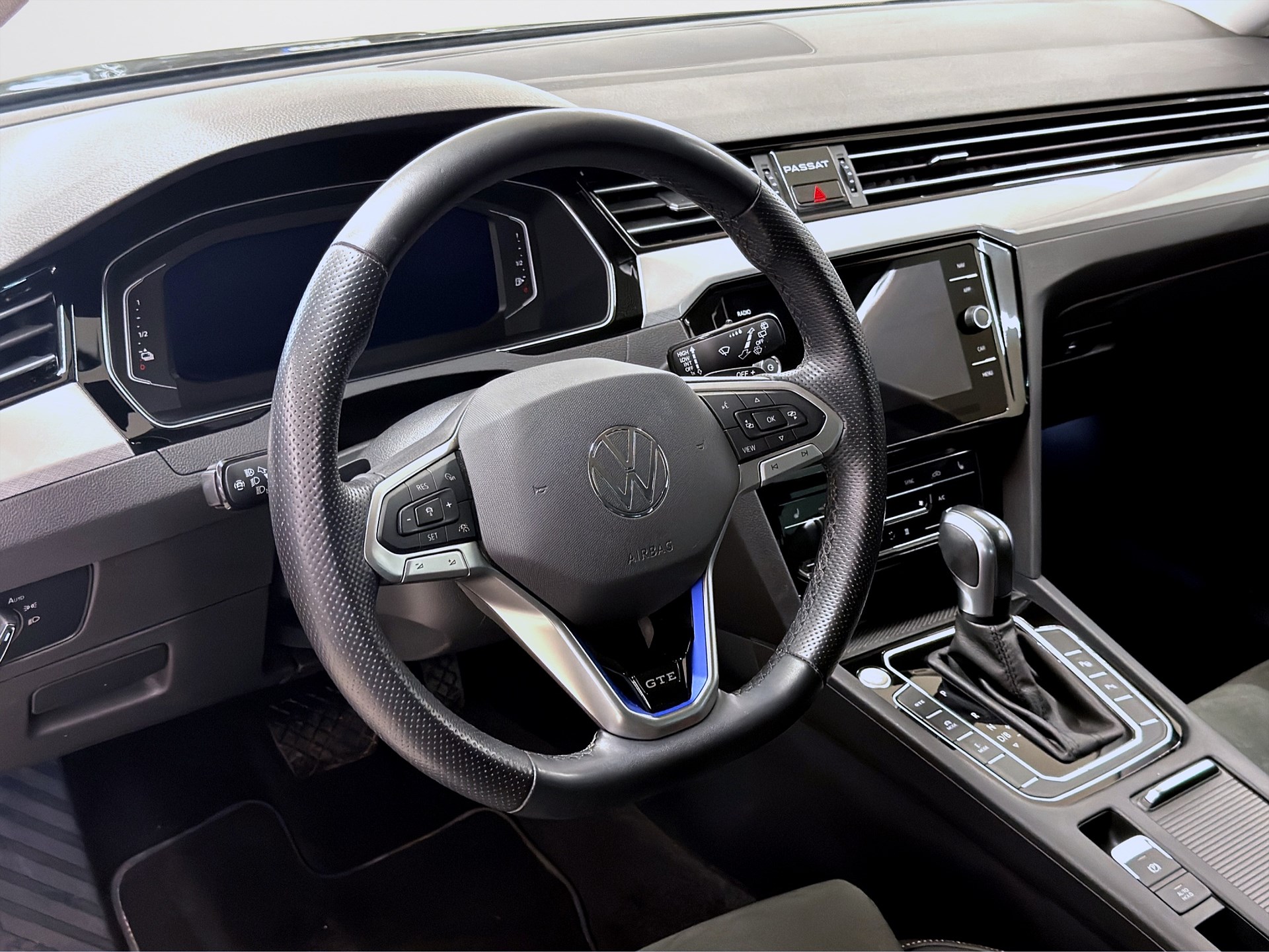 Volkswagen Passat SC GTE 218hk Helg på Moberg! Keyless B-Kamera Navi