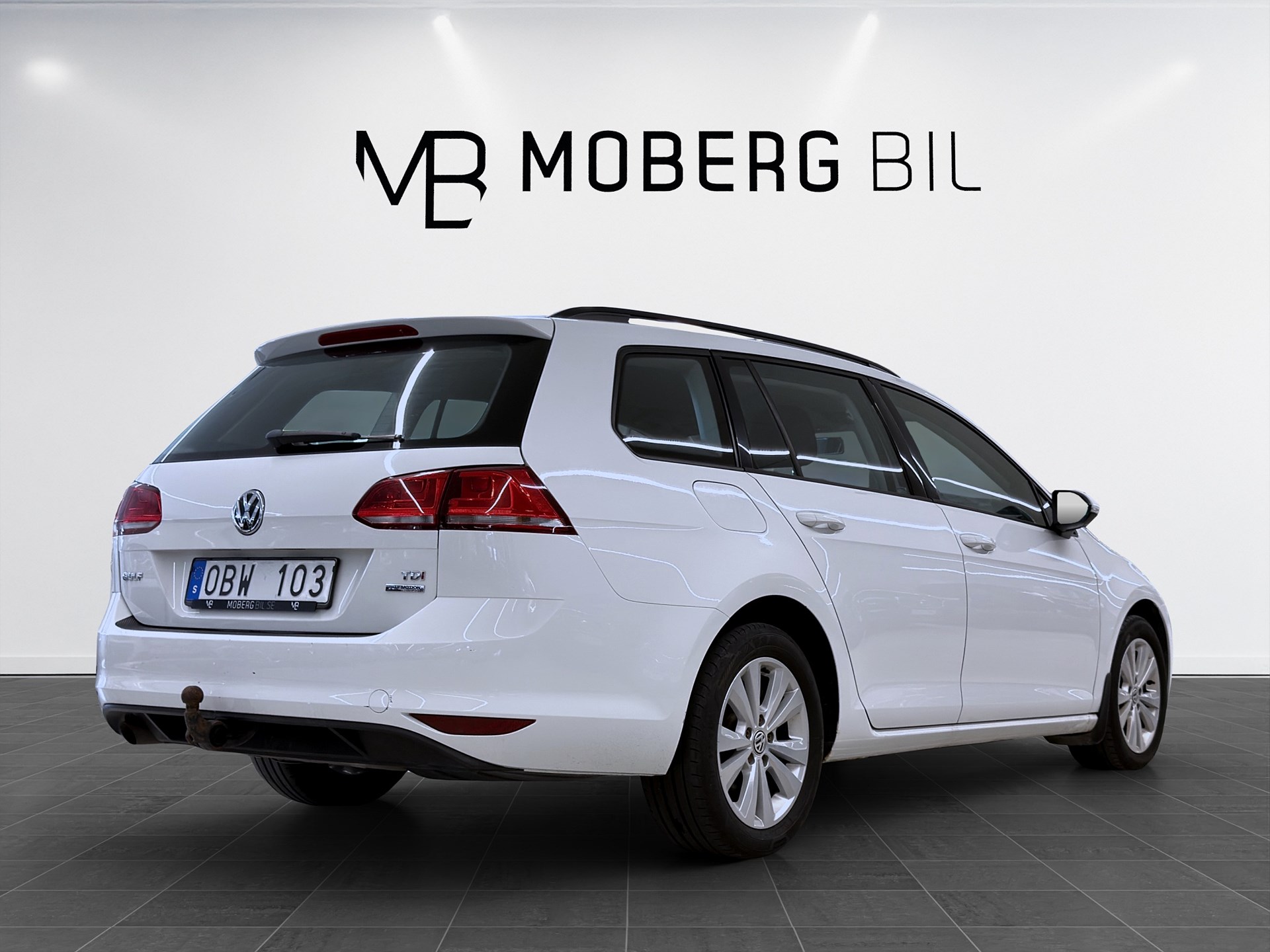 Volkswagen Golf 1.6 TDI 105hk Helg på Moberg!  Style M&K-Värm Drag