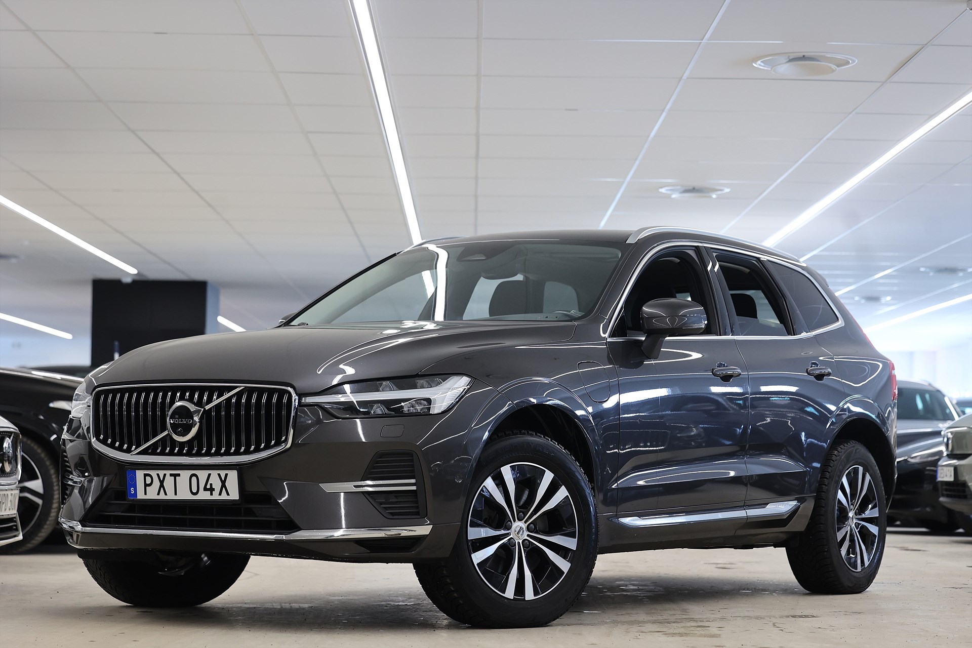 Volvo XC60 Recharge T6 AWD 340hk *Kampanj* Momentum 360° H/K Pano