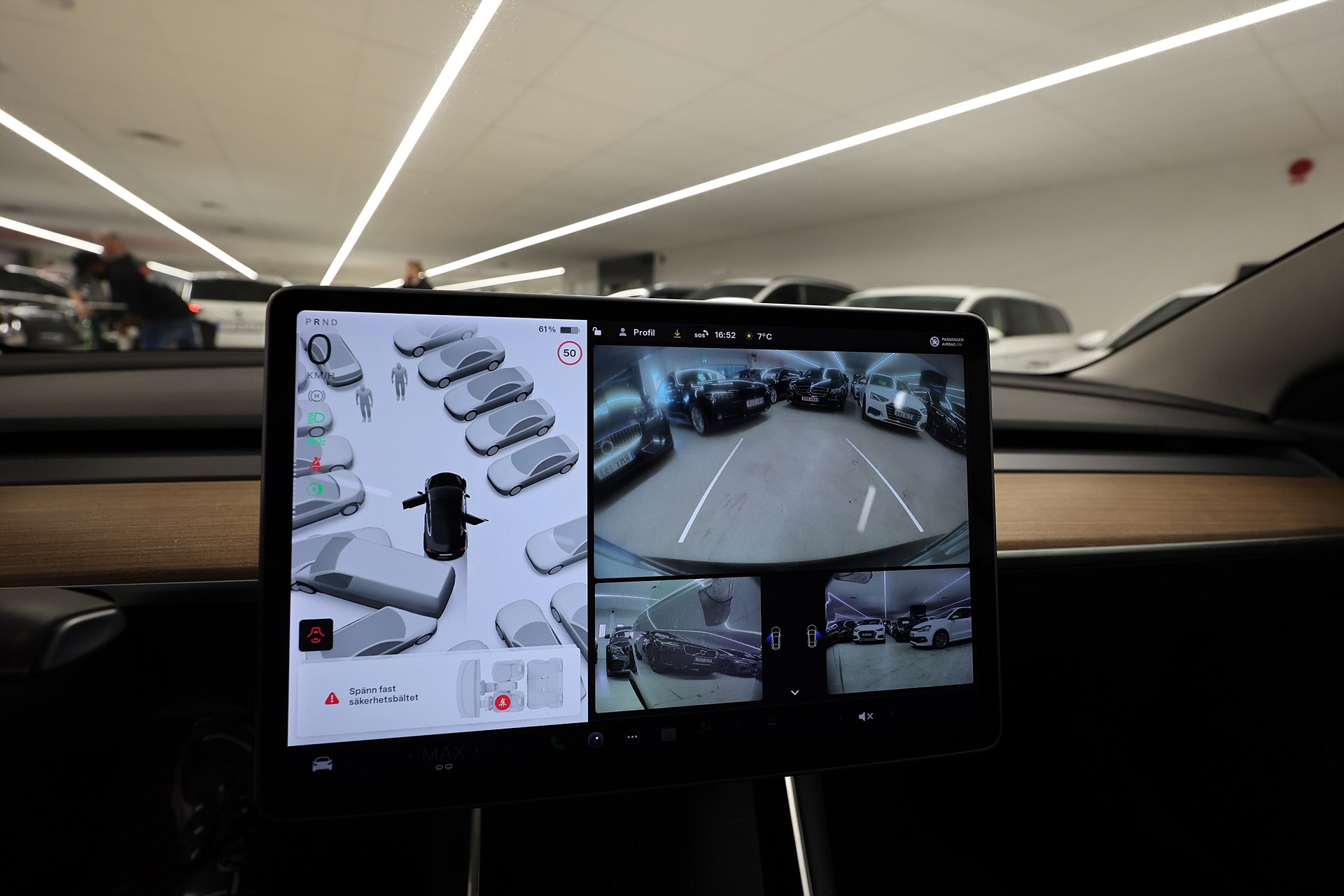 Tesla Model 3 Standard Range Plus 258hk AP Pano Skinn MOMS