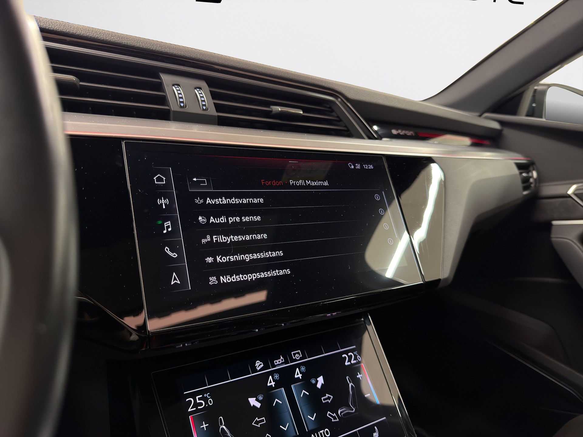Audi e-tron 50 quattro 313hk S Line B&O 360 Pano 3D Luftfjädring