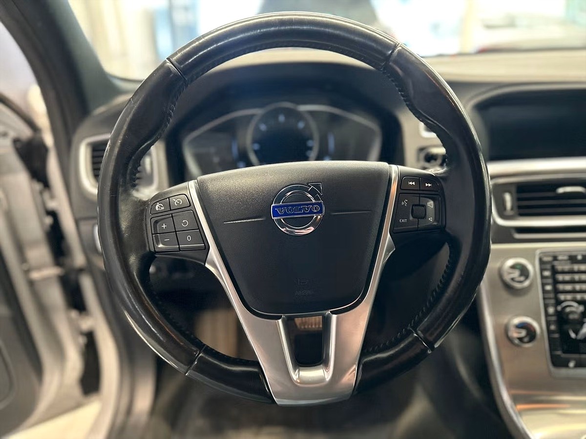 Volvo V60 Cross Country – bild 9