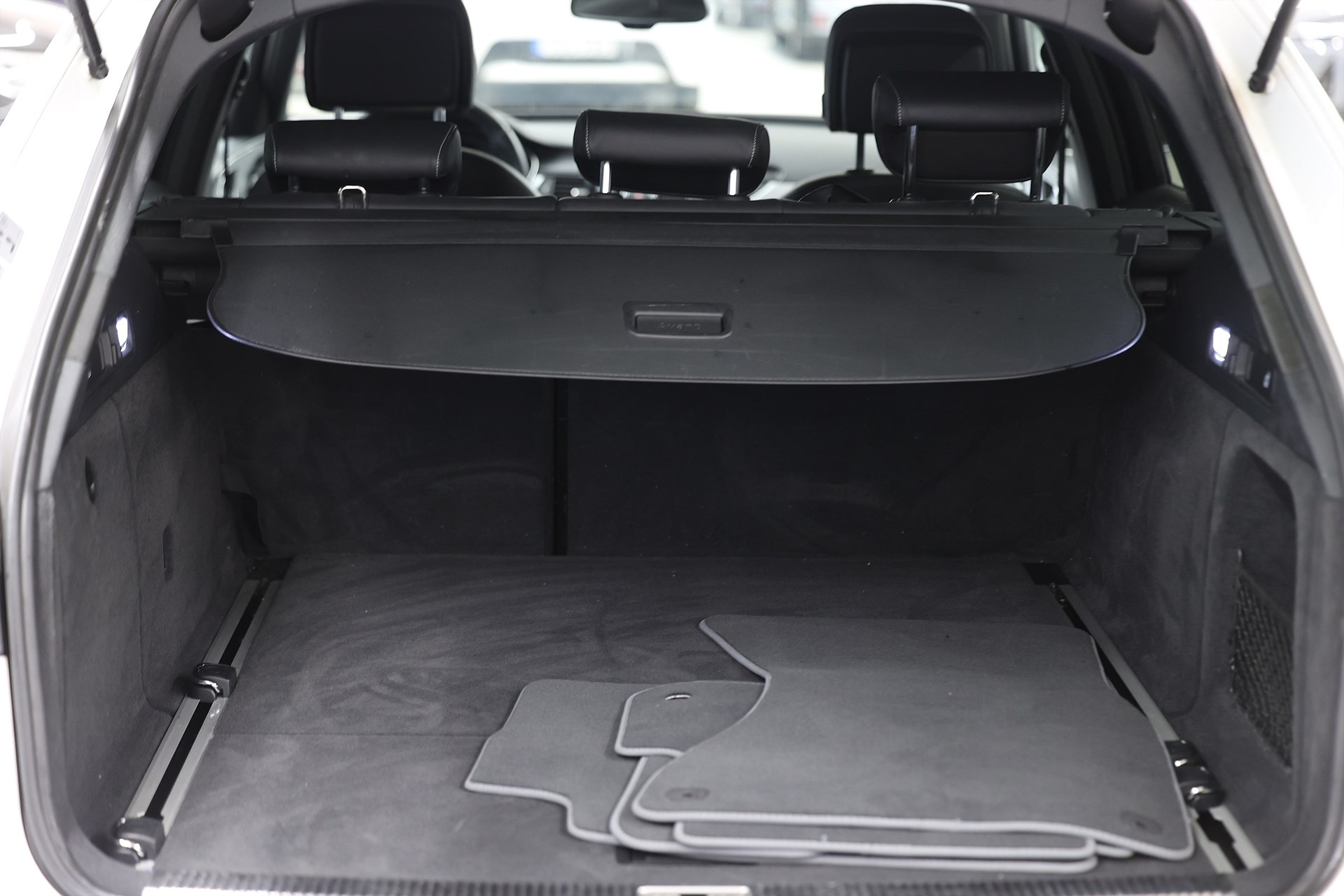 Audi A6 Avant 2.0 TDI Quattro 190hk S Line Drag Navi