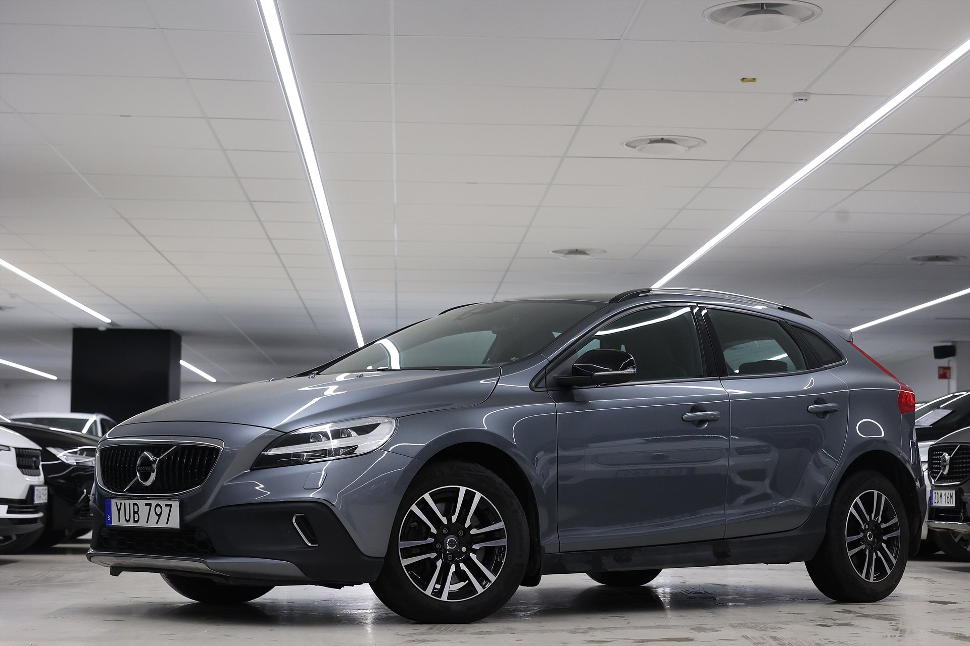 Volvo V40 Cross Country T3 152hk *Hjulkampanj!* Pro Edt Läder
