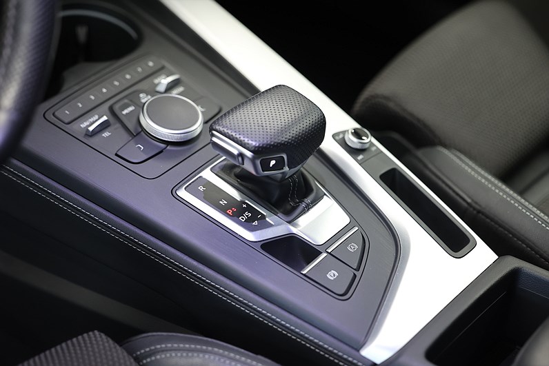 Audi A5 Sportback 45 TFSI Quattro 245hk S Line B&O Matrix 1262kr Årsskatt