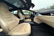 Tesla MODEL S 90D 423HK FREECHARGE