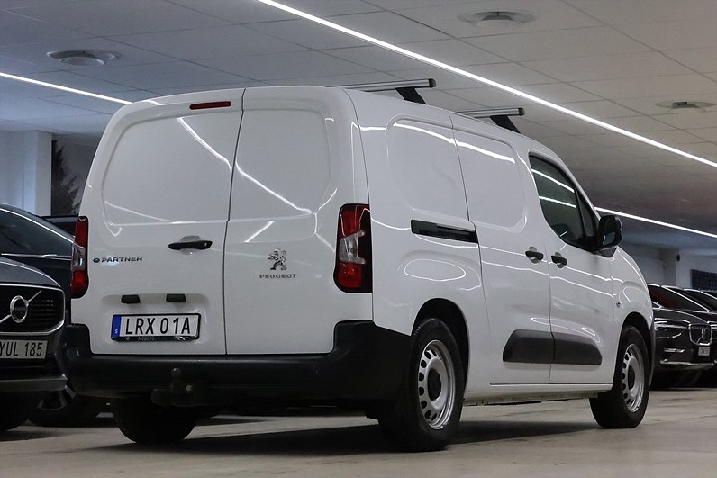 Peugeot e-Partner 136hk L2 V-inrett Drag Värmare Navi MOMS