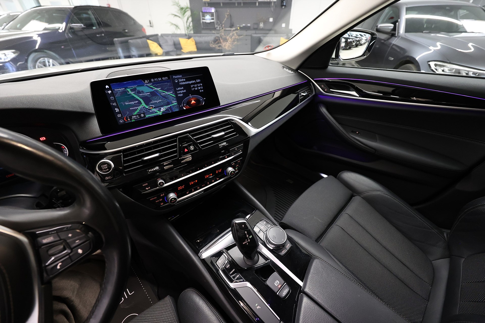BMW 530i Touring 252hk Sport Line Shadow Hifi B-kamera Drag