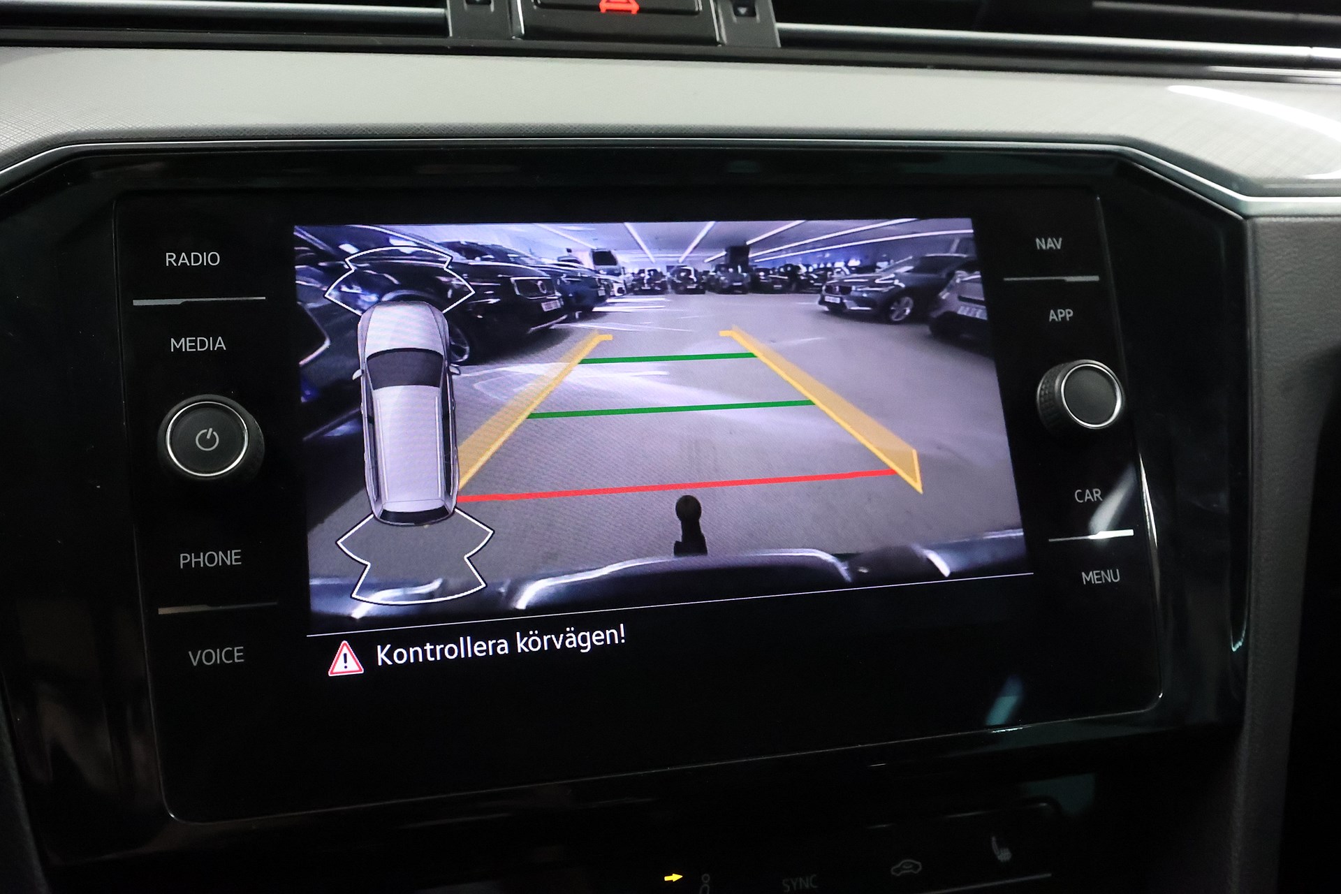 Volkswagen Passat Sportscombi GTE 218hk Dynaudio Värmare Drag